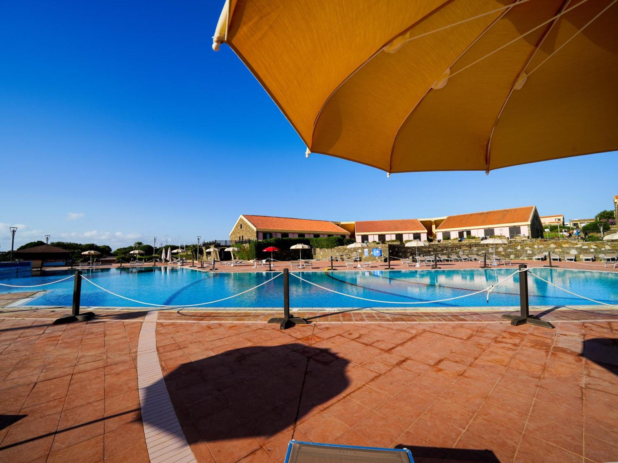 Le Tonnare di Stintino - Beach Resort Esterno foto