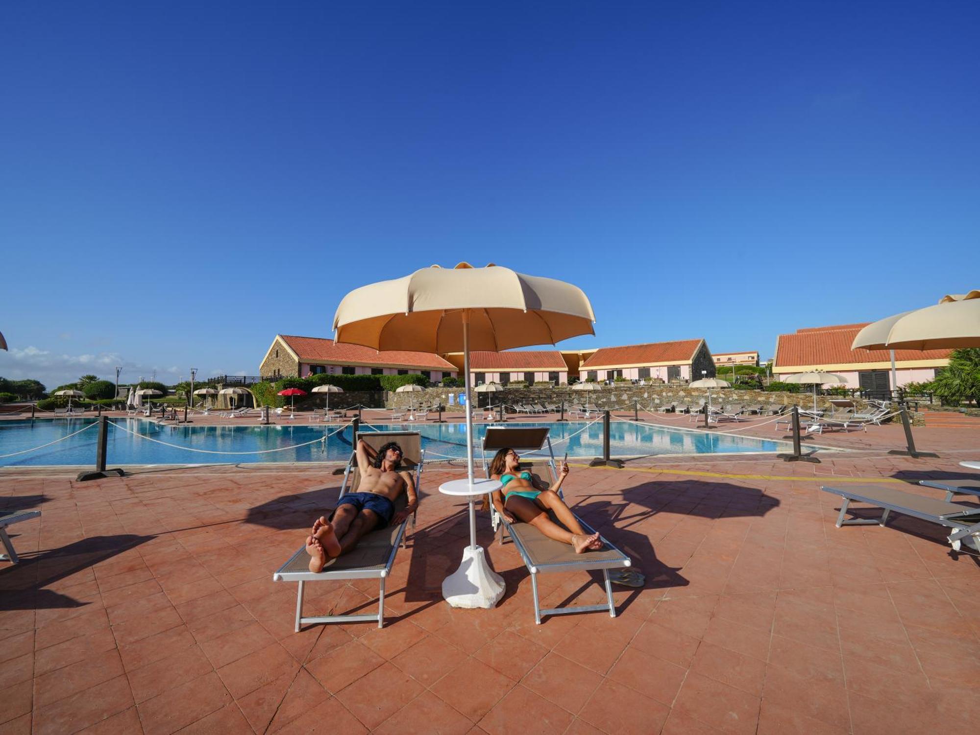Le Tonnare di Stintino - Beach Resort Esterno foto