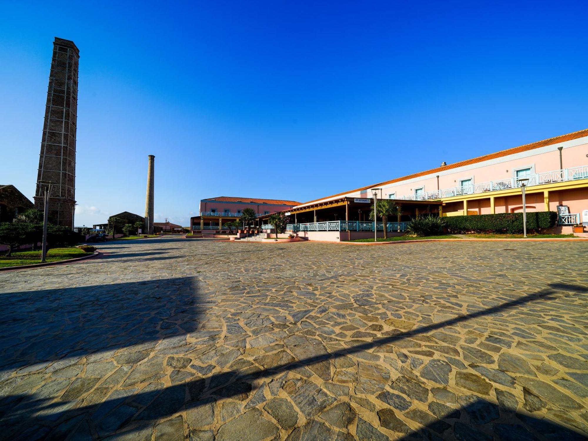 Le Tonnare di Stintino - Beach Resort Esterno foto